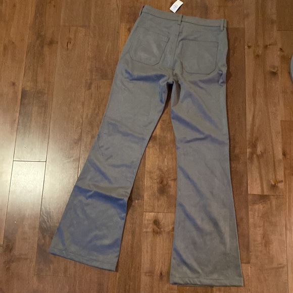 Gap size 29/8 high Rise Vegan Suede '70s Flare pants - Picture 4 of 5